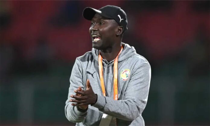 Souleymane Diallo Coaching Senegal Team