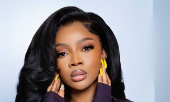 Toke Makinwa Pregnancy Announcement Video