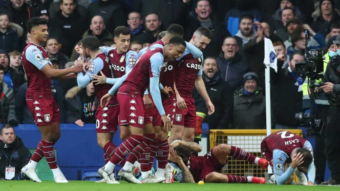 Aston Villa Players Celebrating Goal