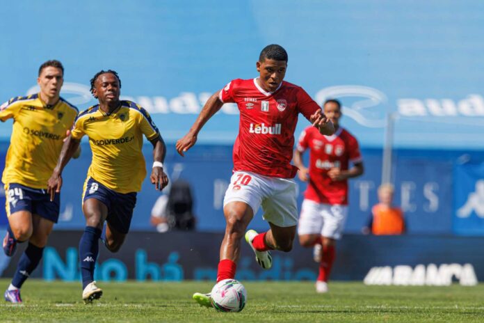 Benfica Vs Santa Clara Football Match
