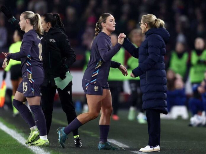 Grace Clinton Manchester City Signing News