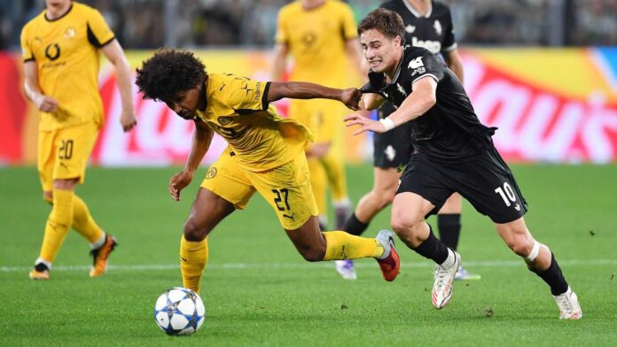 Karim Adeyemi Scoring Goal In Bundesliga