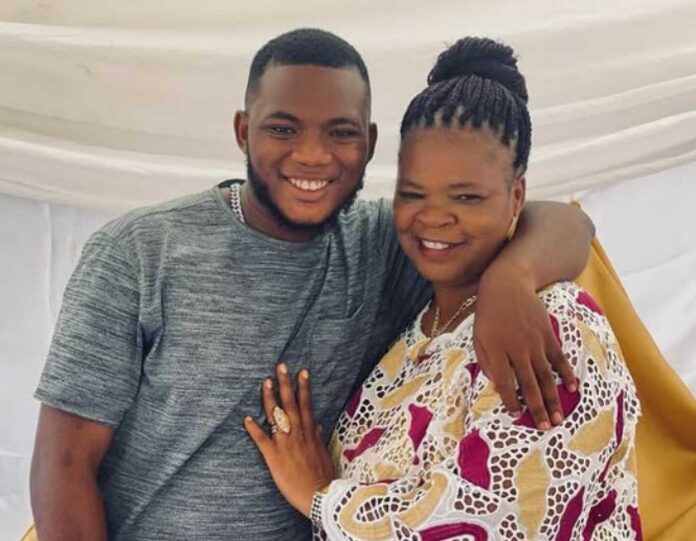 Peju Ogunmola Mourning Her Son Ayomikun