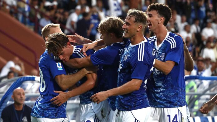 Cesc Fábregas Como Team Vs Verona