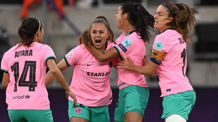 Barcelona Women's Team Celebrate Victory 4 0
