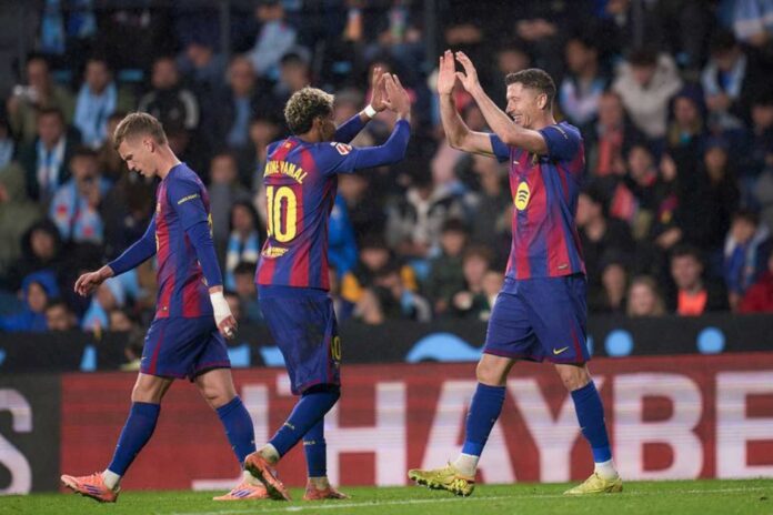 Chelsea And Barcelona Players In Action