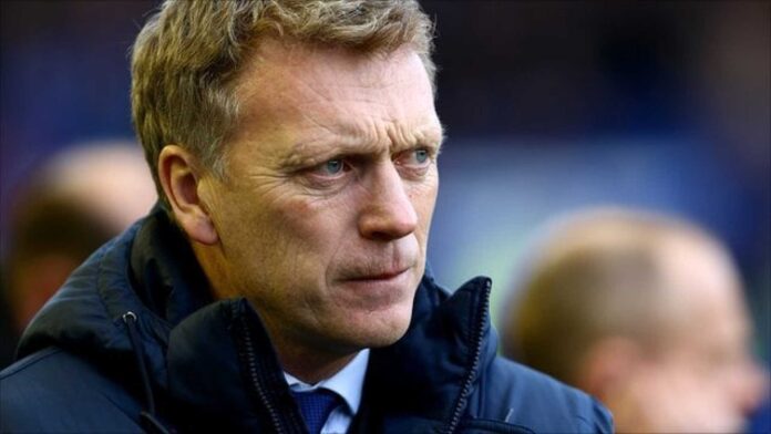 David Moyes Coaching Everton Against Sunderland