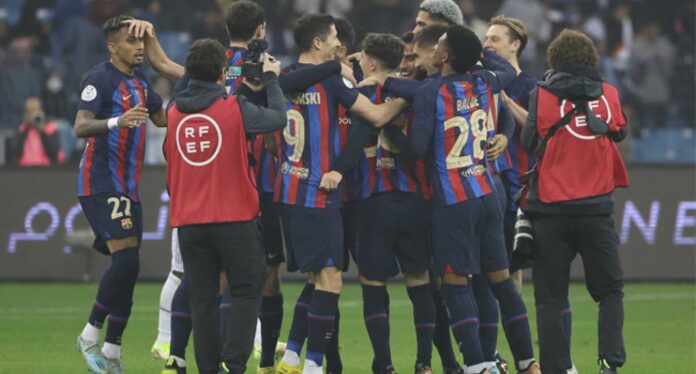 Fc Barcelona Team Playing Football Match