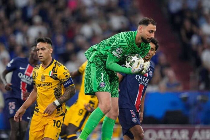 Inter Milan Players Celebrating Goal Against Kairat Almaty