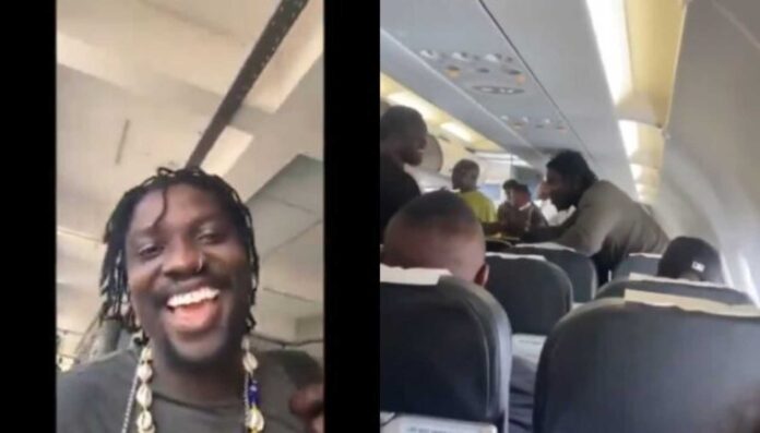 Martins Otse, Freedom Atsepoyi Fighting On Airplane