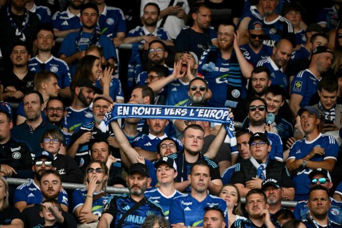 Racing Strasbourg Stadium Match Atmosphere