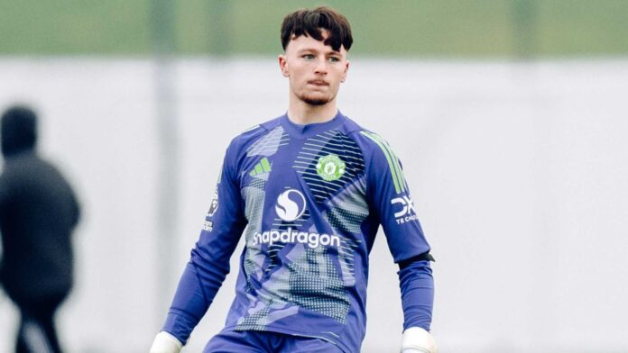 Shea Lacey Manchester United Training