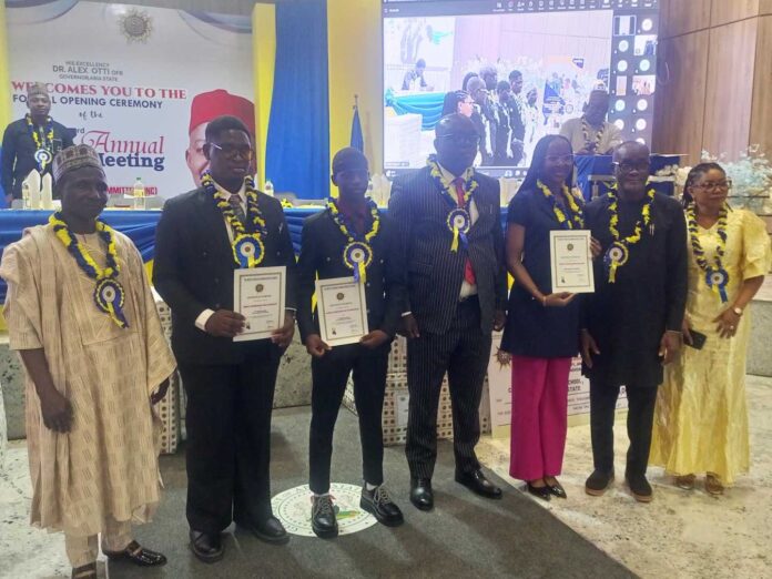 Waec Chairman Hajiya Binta Abdulkadir In Meeting