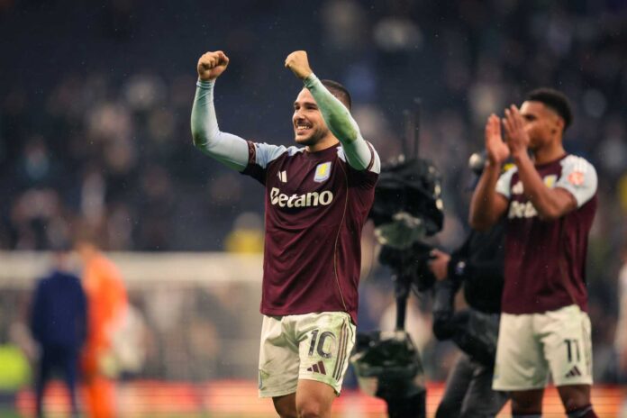 Aston Villa Players Celebrating A Goal