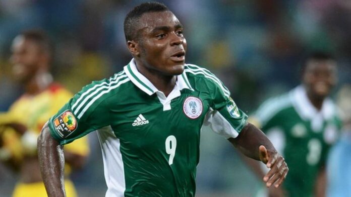Emmanuel Emenike Discussing Super Eagles