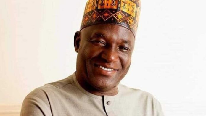 Senator Diket Plang Donation Christmas