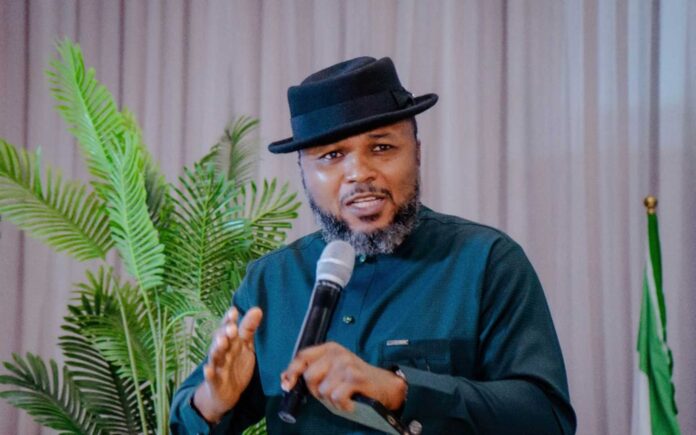 Air France Passengers Demanding Water