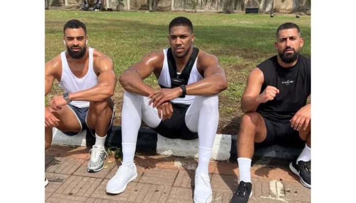 Anthony Joshua With Friends Sina Ghami And Latif Ayodele