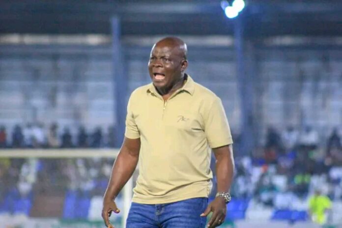 Gbenga Ogunbote Coaching Plateau United