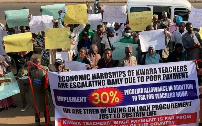 Kwara Teachers Protest Banners