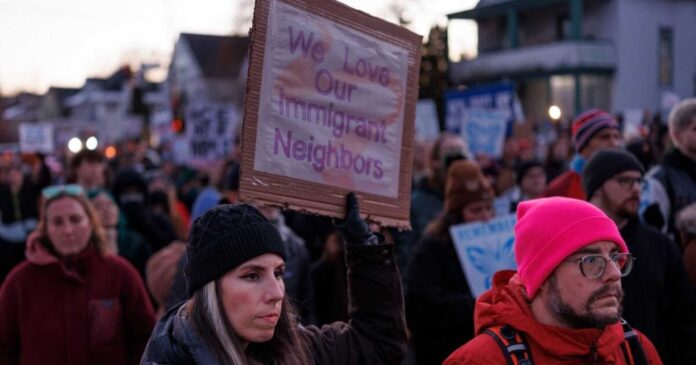 Minneapolis Federal Officer Shooting Protest