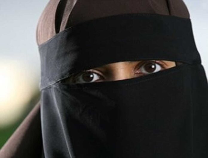 Muslim Women In Hijab