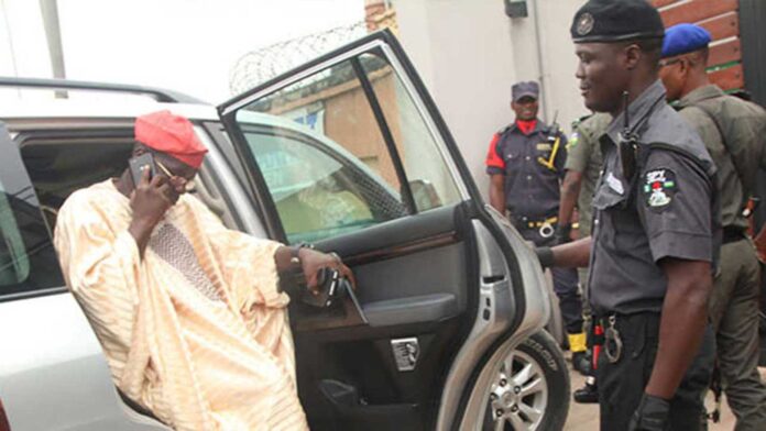Nigerian Security Personnel Protecting Vips