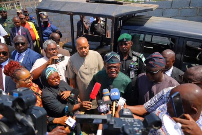 Nyesom Wike Intimidating Fct Workers