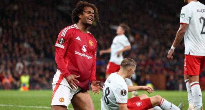 Az Alkmaar Vs Fc Twente Match