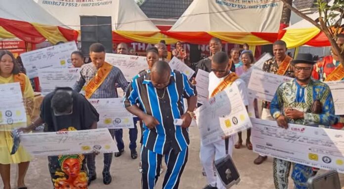 Lovebite Foods And Beverages Logo