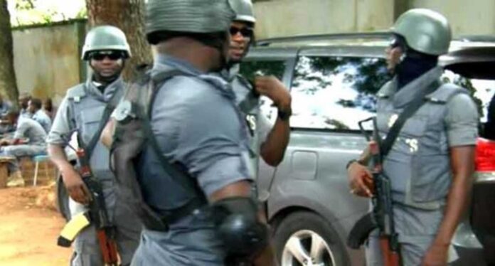 Nigeria Customs Service Gun Duel Smuggler