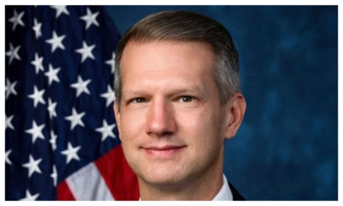 Riley Moore Meeting Caleb Mutfwang