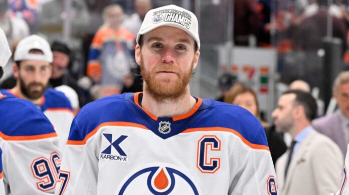 Connor Mcdavid Edmonton Oilers Nhl Game