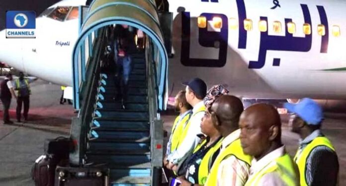 Nema Officials Receive Stranded Nigerians At Kano Airport