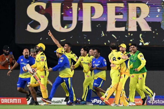 Riyan Parag And Ravindra Jadeja Celebrate Csk Collapse