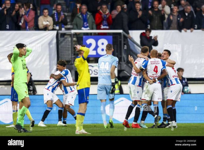 Sc Cambuur Players Celebrate Promotion Eredivisie