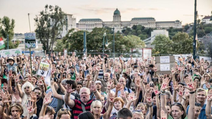 Viktor Orban, Us Senators, Hungary Political Crisis