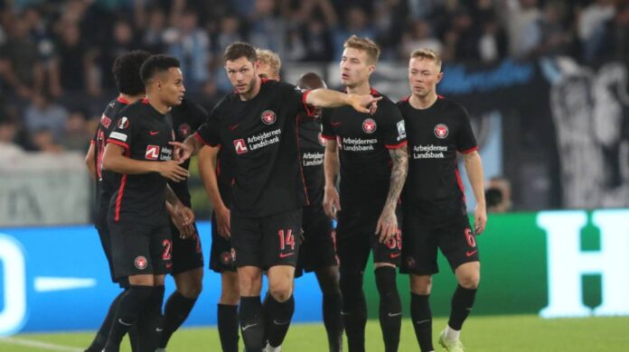 Fc Midtjylland Players Dejected After 2 2 Draw