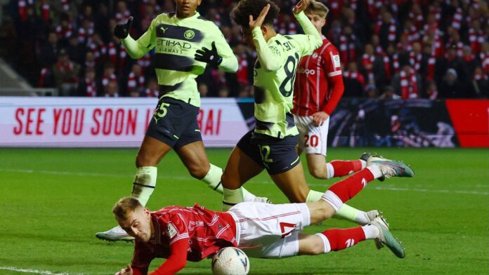 Mark Sykes Bristol City Goal Celebration