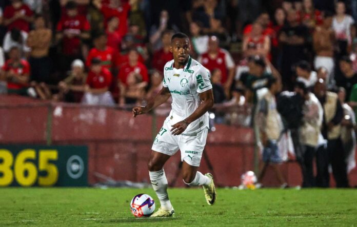 Marlon Freitas Celebrating Goal For Palmeiras