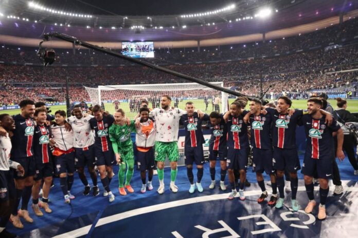 Psg Players Celebrating Champions League Win At Anfield