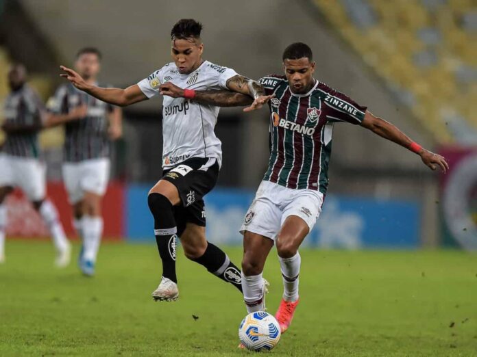 Santos Vs Fluminense Brasileirão Match