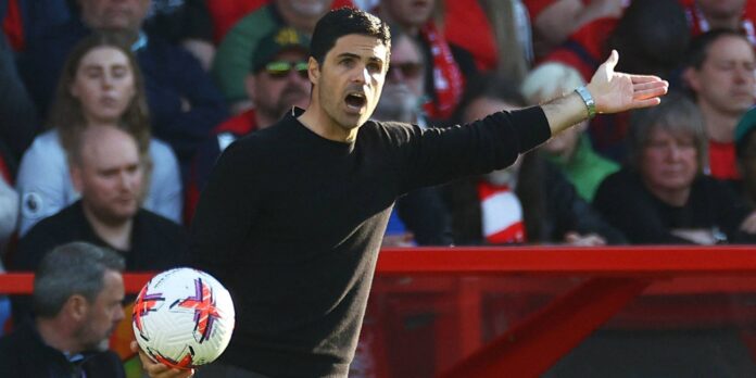 Mikel Arteta Arsenal Training